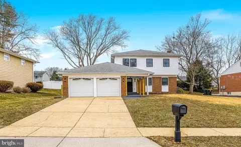 28 Van Sant, Newark, DE 19711