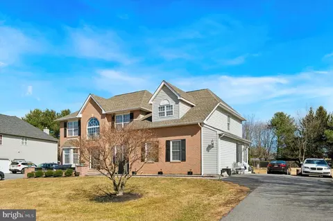 123 Cornwell Dr, Bear, DE 19701