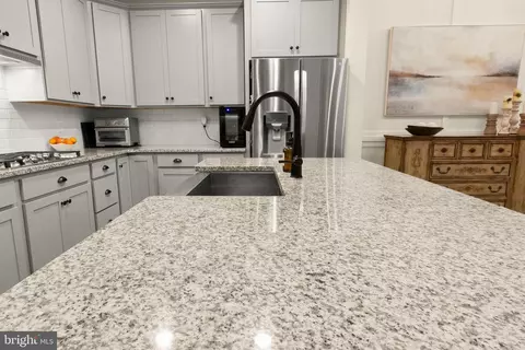 Kitchen - 407 Sun Blvd, Bear, DE 19701 photo 4 of 4