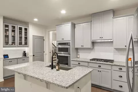 Kitchen - 407 Sun Blvd, Bear, DE 19701 photo 2 of 4