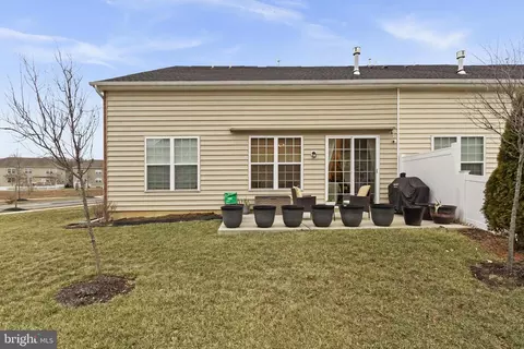 Exterior - 407 Sun Blvd, Bear, DE 19701 photo 4 of 7
