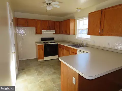 Kitchen - 26 S Katrin Cir, New Castle, DE 19720 photo 1 of 1