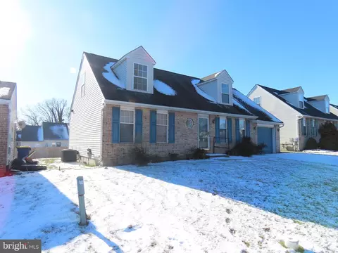 Other - 26 S Katrin Cir, New Castle, DE 19720 photo 2 of 5