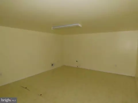 Other - 26 S Katrin Cir, New Castle, DE 19720 photo 5 of 5