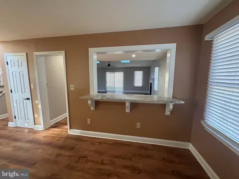 24 Scotch Pine Rd, Newark, DE 19711 photo 3