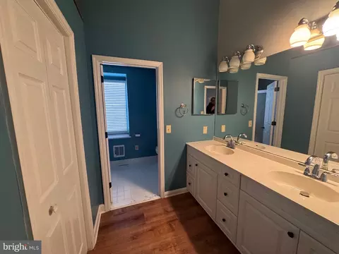 24 Scotch Pine Rd, Newark, DE 19711 photo 8