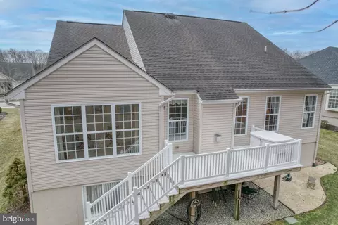 Exterior - 78 Springmill Dr, Middletown, DE 19709 photo 1 of 6