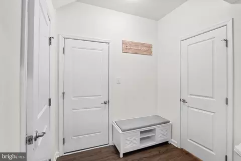 Entry Way - 1260 Hook Dr, Middletown, DE 19709 photo 15 of 17