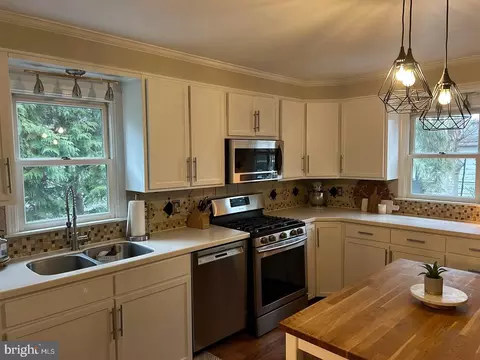 Kitchen - 115 E Redding St, Middletown, DE 19709 photo 1 of 2