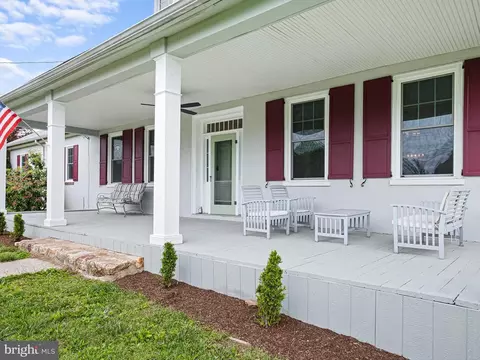 Exterior - 5961 Limestone Rd, Hockessin, DE 19707 photo 4 of 6