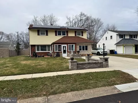 156 Brookside Blvd, Newark, DE 19713