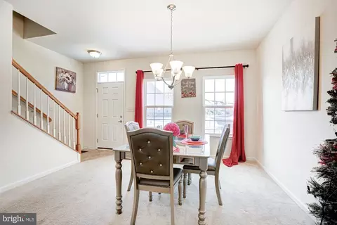 Dining - 128 E General Grey Ct, Newark, DE 19702 photo 1 of 3