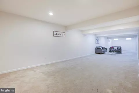 Entry Way - 128 E General Grey Ct, Newark, DE 19702 photo 16 of 16