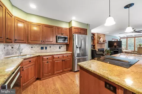 111 Downs Dr, Wilmington, DE 19807 photo 16