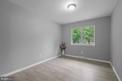 Other - 810 Devon Dr, Newark, DE 19711 photo 1 of 18