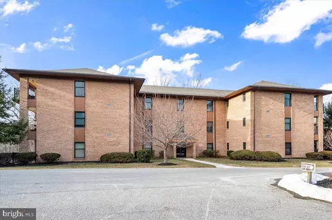 3203 Unit Falcon Ln #SUITE 208, Wilmington, DE 19808