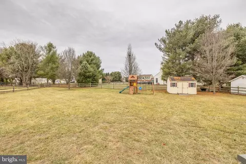 421 Maplewood Dr, Middletown, DE 19709 photo 31