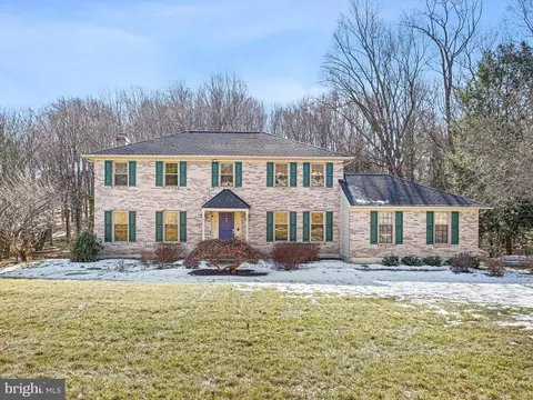 7 Amaranth Dr, Newark, DE 19711 photo 2