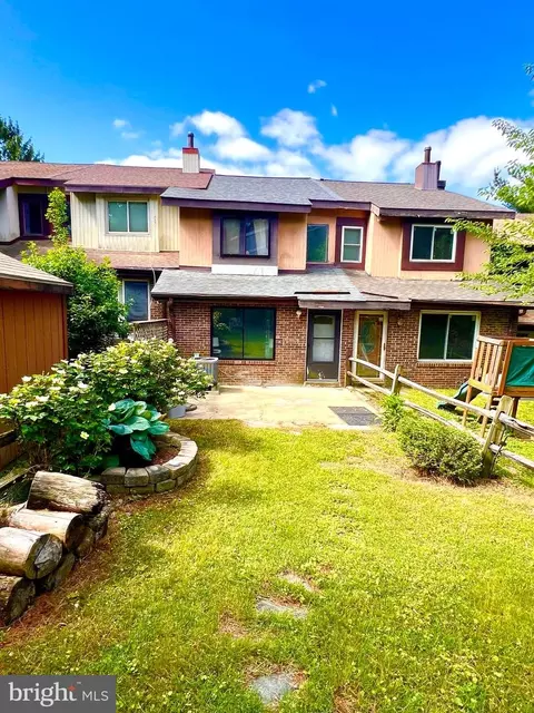 5804 Tupelo Turn Turn, Wilmington, DE 19808