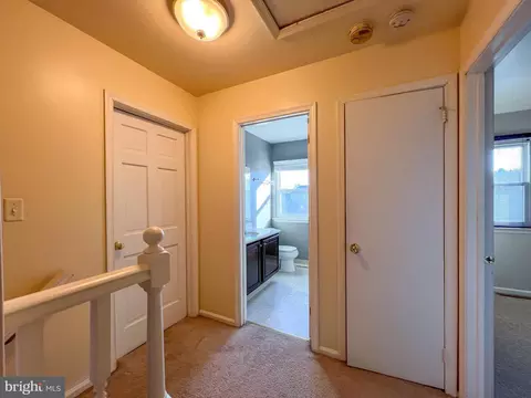 Entry Way - 407 Empoli Dr, Bear, DE 19701 photo 2 of 2