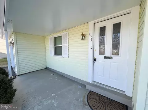 Exterior - 407 Empoli Dr, Bear, DE 19701 photo 3 of 10