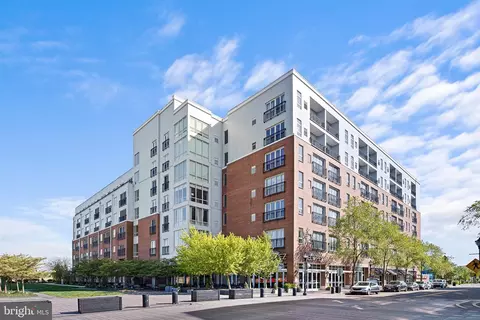530 Harlan Blvd #409, Wilmington, DE 19801