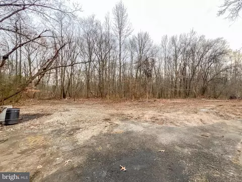 Exterior - 3144 Old County Rd, Newark, DE 19702 photo 2 of 2