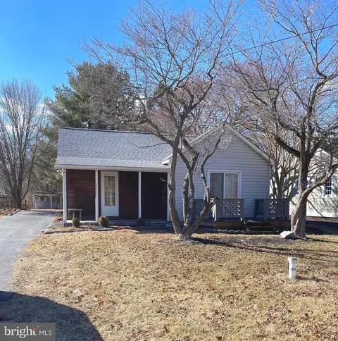 6064 Summit Bridge Rd, Townsend, DE 19734