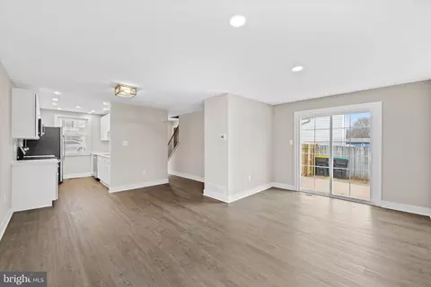 Living - 150 Channing Dr, Bear, DE 19701 photo 3 of 3
