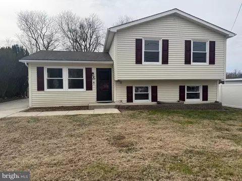 4 E Market St, Port Penn, DE 19731