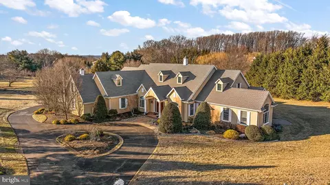 103 Centrenest Ln, Wilmington, DE 19807