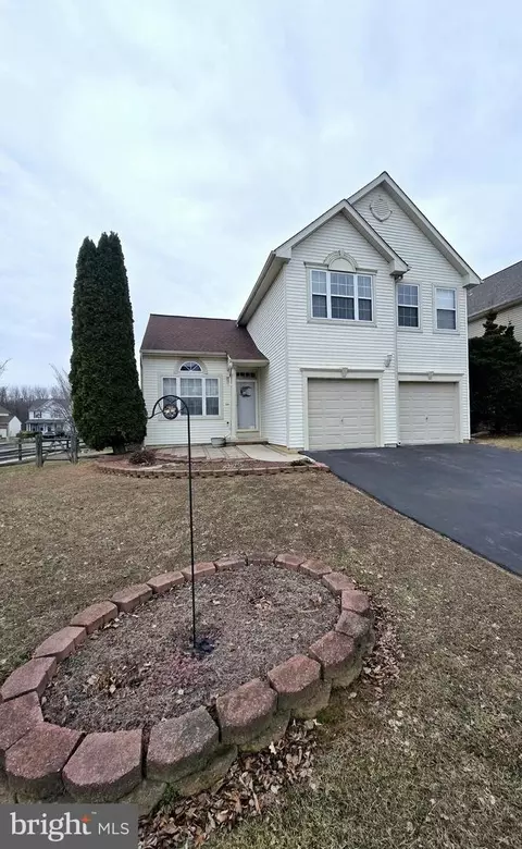 2 Kerrin Rd, Bear, DE 19701