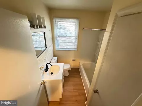 Bath - 1126 Ralph Rd, Newark, DE 19713 photo 2 of 2