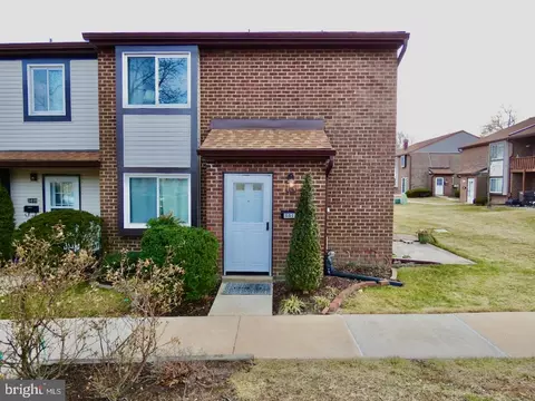 3411 Golf View Dr #3439, Newark, DE 19702