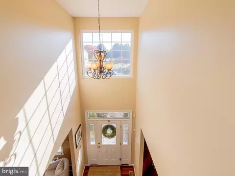 Entry Way - 63 Emerald Ridge Dr, Bear, DE 19701 photo 4 of 8