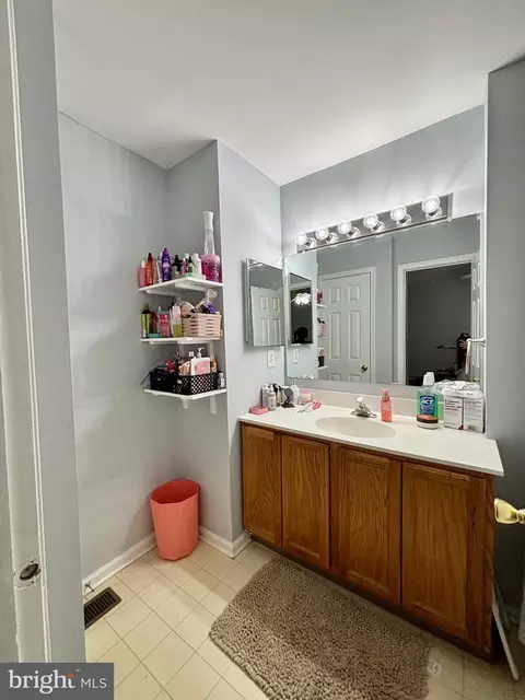 367 Norman Dr, Newark, DE 19702 photo 17