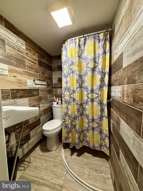 367 Norman Dr, Newark, DE 19702 photo 9