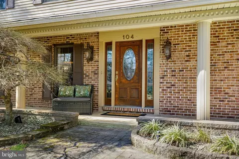 Exterior - 104 Nina Ct, Bear, DE 19701 photo 2 of 9