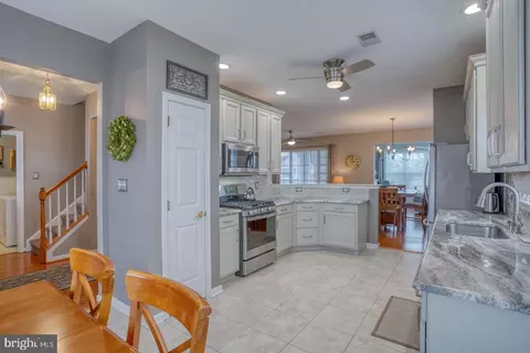 Kitchen - 151 Springmill Dr, Middletown, DE 19709 photo 1 of 7
