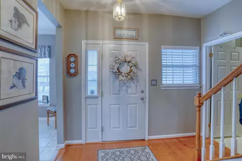 Entry Way - 151 Springmill Dr, Middletown, DE 19709 photo 2 of 6