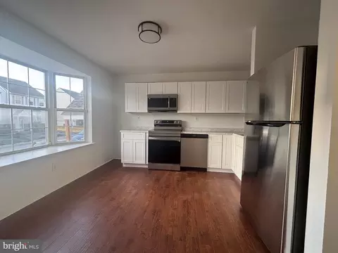 Kitchen - 533 Canary, Newark, DE 19702 photo 1 of 1
