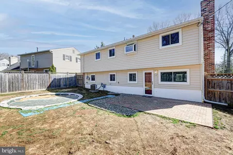 212 Darwin Dr, Newark, DE 19711 photo 9