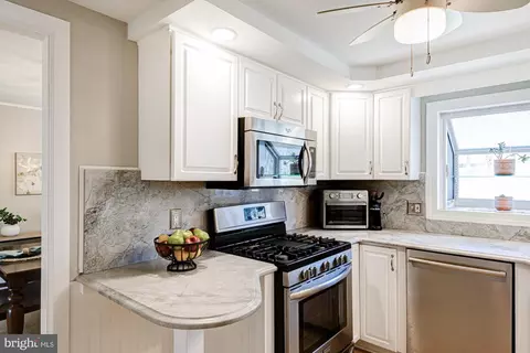 212 Darwin Dr, Newark, DE 19711 photo 19