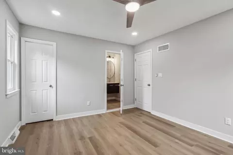 Entry Way - 51 Cypress Bridge Pl, Bear, DE 19701 photo 6 of 9