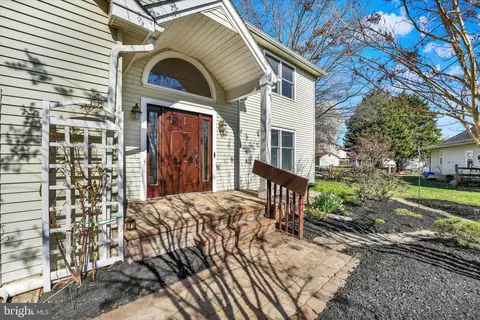 Exterior - 28 Caynor Ct, Newark, DE 19711 photo 3 of 8