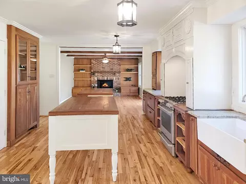 Kitchen - 28 Caynor Ct, Newark, DE 19711 photo 5 of 6