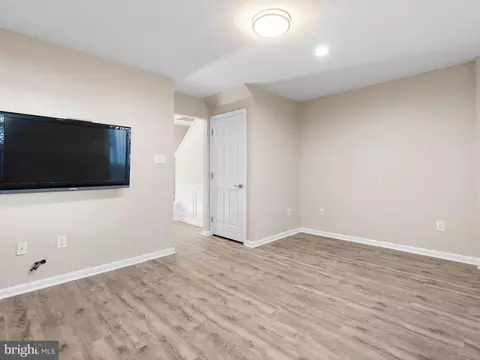 5 S Tribbit Ave, Bear, DE 19701 photo 3