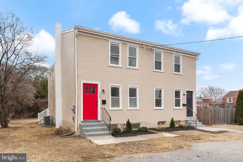 729 Clayton, New Castle, DE 19720