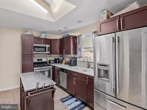 Kitchen - 41 E Champlain Ave, Wilmington, DE 19804 photo 1 of 2