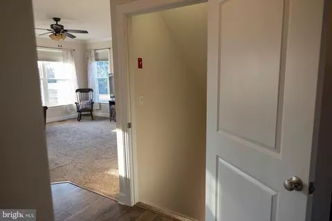 Entry Way - 5662 Summit Bridge Rd, Townsend, DE 19734 photo 12 of 20